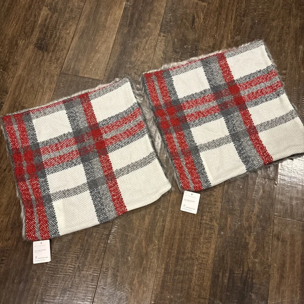 NEW POTTERY BARN Graham Plaid & Faux Fur Back Throw Pillow Cover Zipper‎ Closure